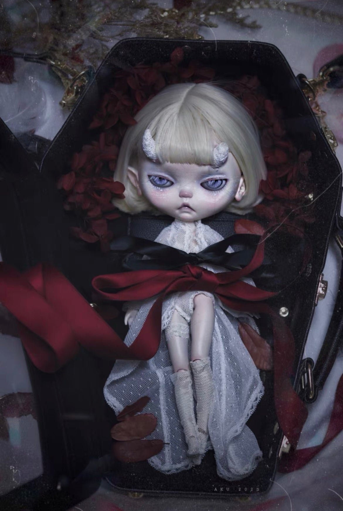 BLYTHE BJD travel bag for Blythe/OB24/1/6BJDProtective For Doll Handcrafted Handmade SHOWCASE/DISPLAYCASE/CARRYCASE 29CM*19CM*9CM